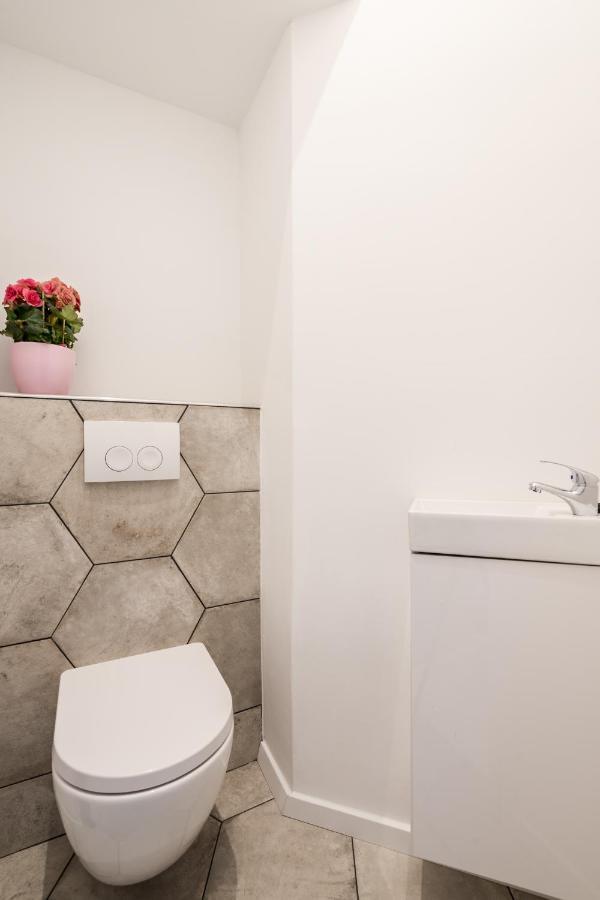 Bpr Kyanit Design Apartments With A/C Budapest Extérieur photo